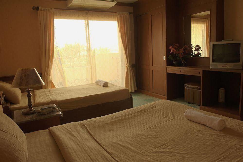 Thai Orange House Bãi biển Jomtien Ngoại thất bức ảnh